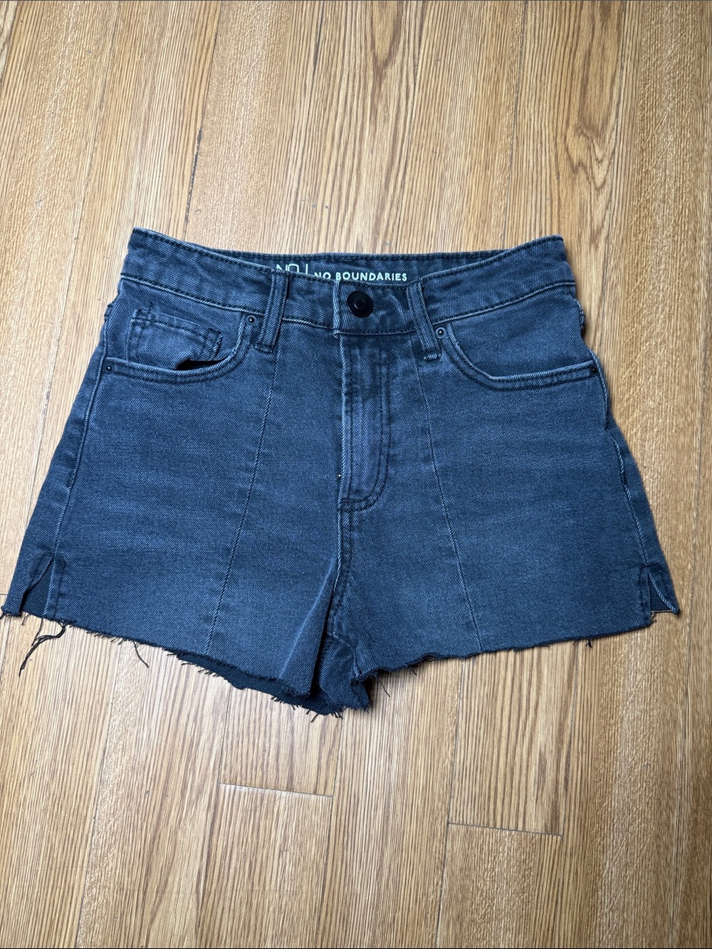 No Boundaries Dark Gray/Black High-Rise Denim Shorts